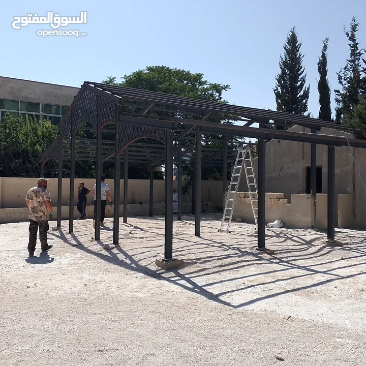 هنجر مطعم او كافيه او منزل)  Structural steel  للبيع .جديد ، لم يستعمل .. H ,90 kilograms ل  وزن كل