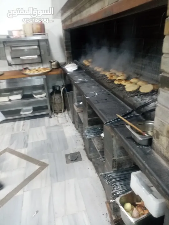 كبه مقليه وكبه مشويه وعجينة عش  البلبل استعدادلعمل لكبه في الموقع يوجد توصيل لجميع المناطق
