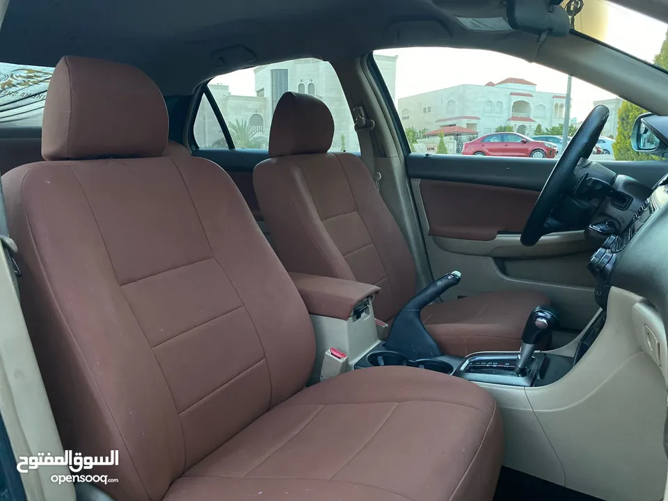 هوندا اكورد موديل 2003 فل كامل لون زيتي بنزين اصلي بحال ممتازة للبيع