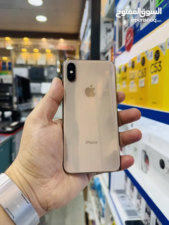 Iphone xs 256GB used available  Very good phone