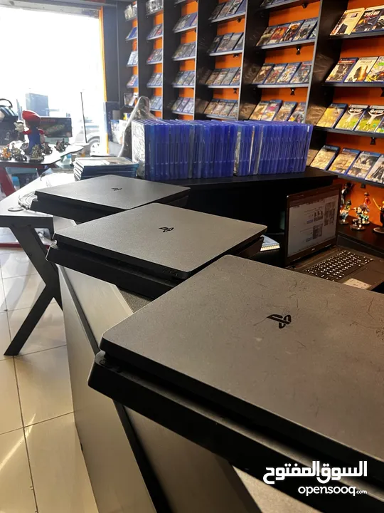Ps4. PlayStation. بلايستيشن 4. بلايستيشن للبيع. بلايستيشن. Ps4 slim. Ps4 fat. بحاله الجديد