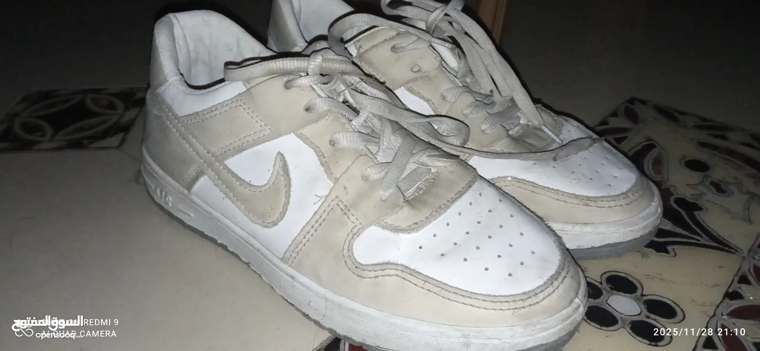 بوت من شركة نايكي نمرة 38