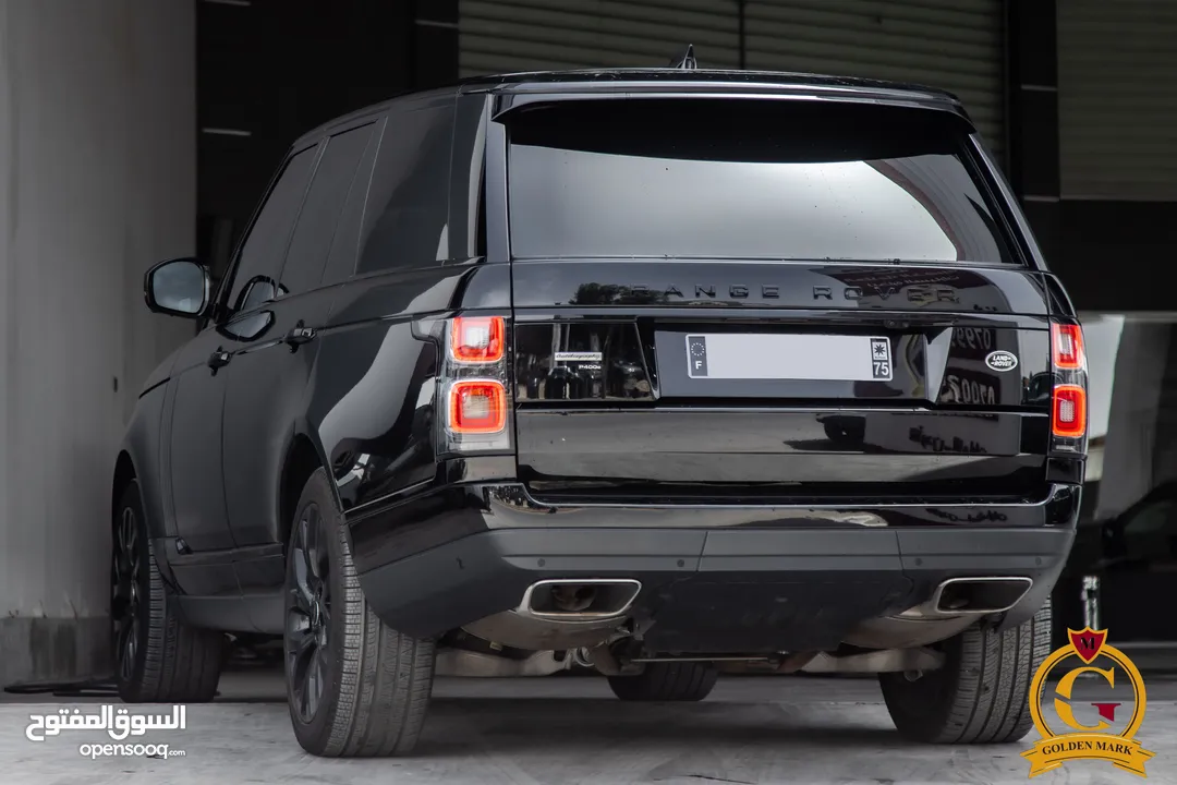 Range Rover Vogue 2021 Autobiography Black package   السيارة وارد الماني و قطعت مسافة 33,000