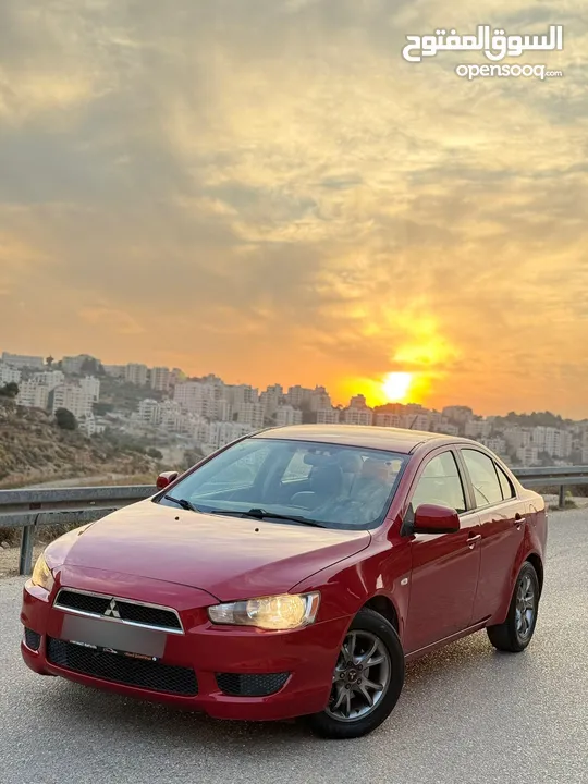 لانسر 2010.اصل خصوصي.بحاله ممتازه .فحص نضيف .اتماتيك .بنزين .رام لله او الخليل