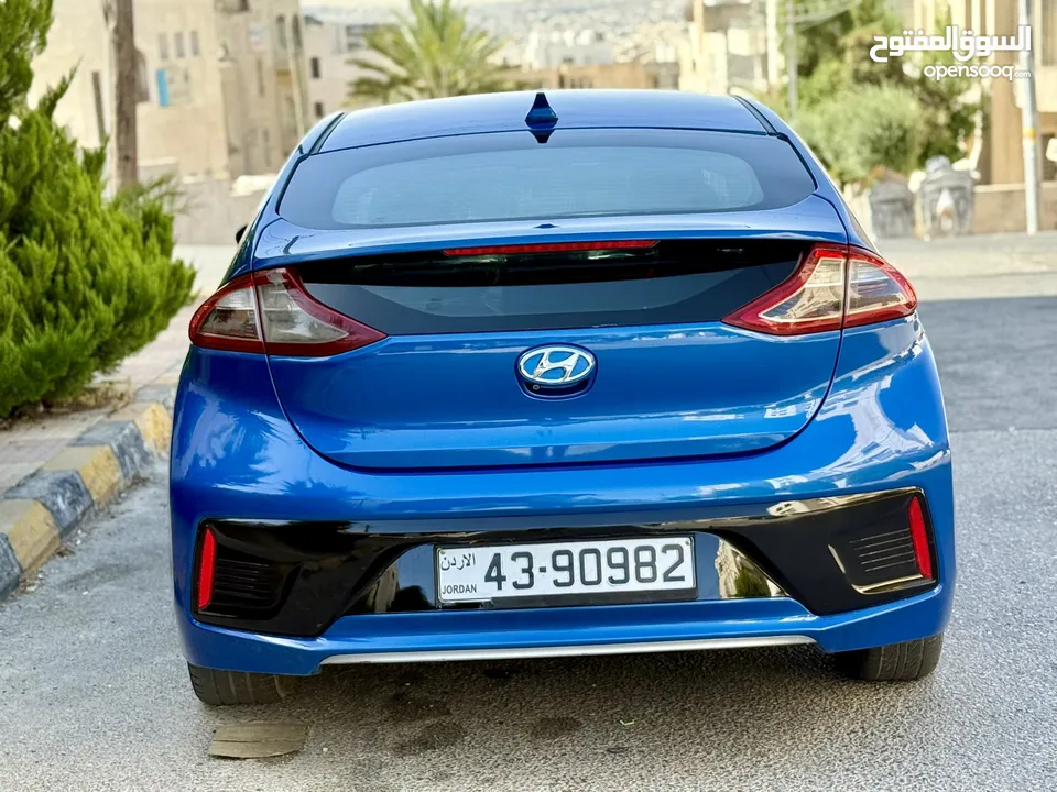 هيونداي ايونيك 2017 فل وفحص كامل 7 جيد ماشيه 90 بسعر مميز كاش واقساط بدفعه 2000 دينار