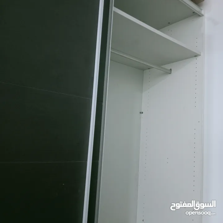 خزانة للبيع Cupboard for Sale