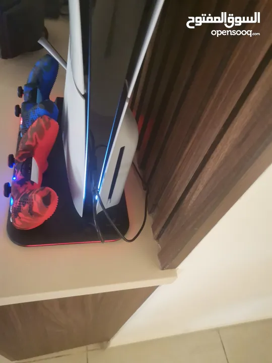بلايستيشن 5 (Playstation 5) شبه جديد مستعمل استعمال خفيف جدا شبه وكالة الجهاز