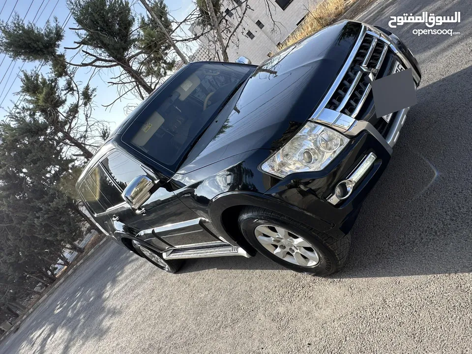 متسوبيشي باجيرو 2017