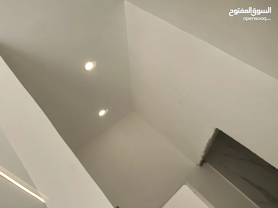 فني كهرباء منزلية  تحت إشراف هندسي