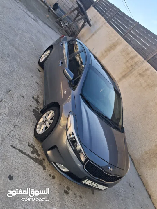 كيا سيراتو. 2017  عداد 66 الف فقط