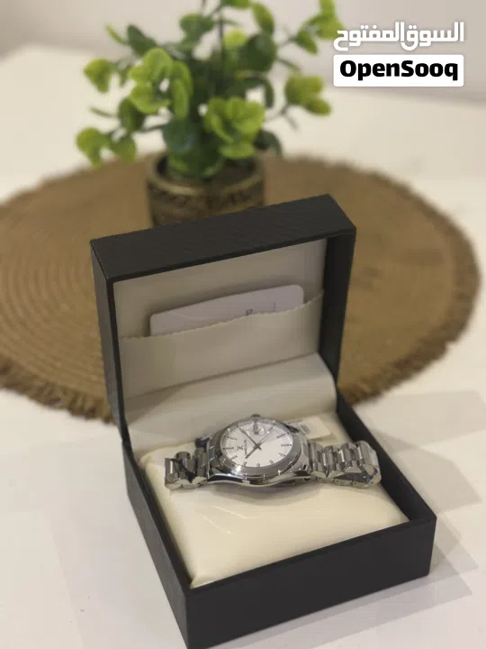 ساعة رجالية جديدة غير مستخدمة بالمرة Daniel klein premium : Silver and white  -  unique