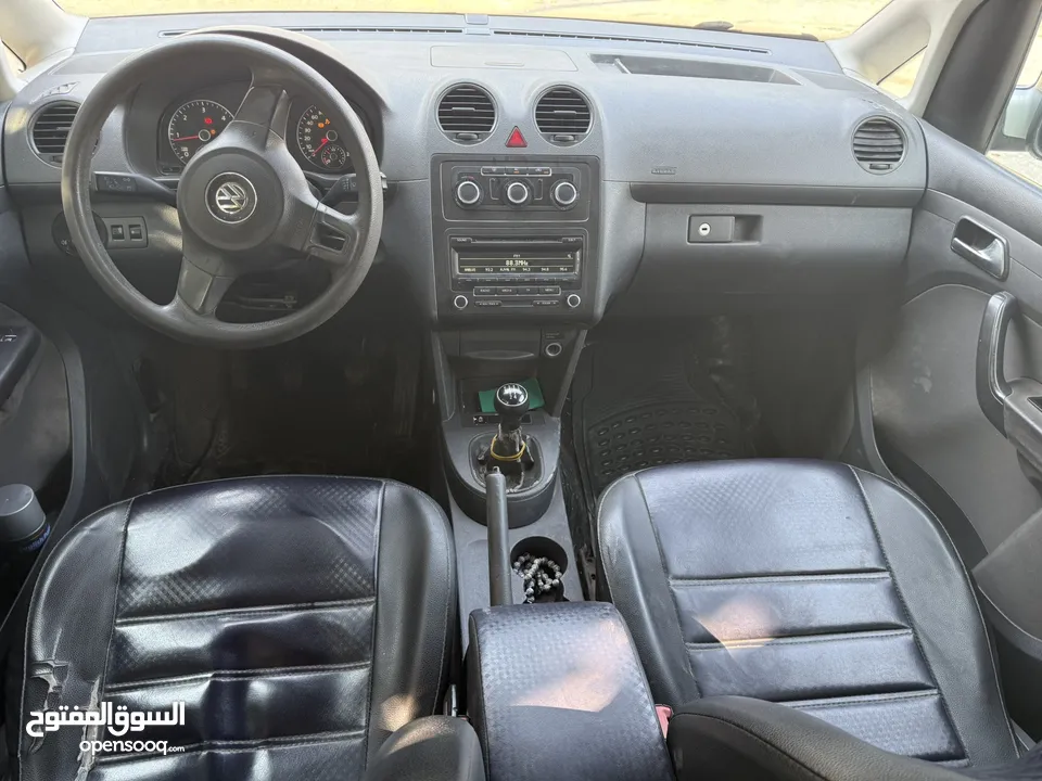 فقط 55 الف كادي 2011 جير عادي 6+1 ترخيص تامين سنة يد اولى اغلبها دهان شركة سيارة استخدام عائلي