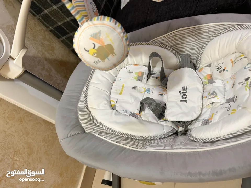 كرسي هزاز ماركه جوي العالميه