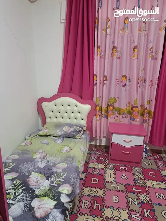 غرفة نوم أطفال لون زهري