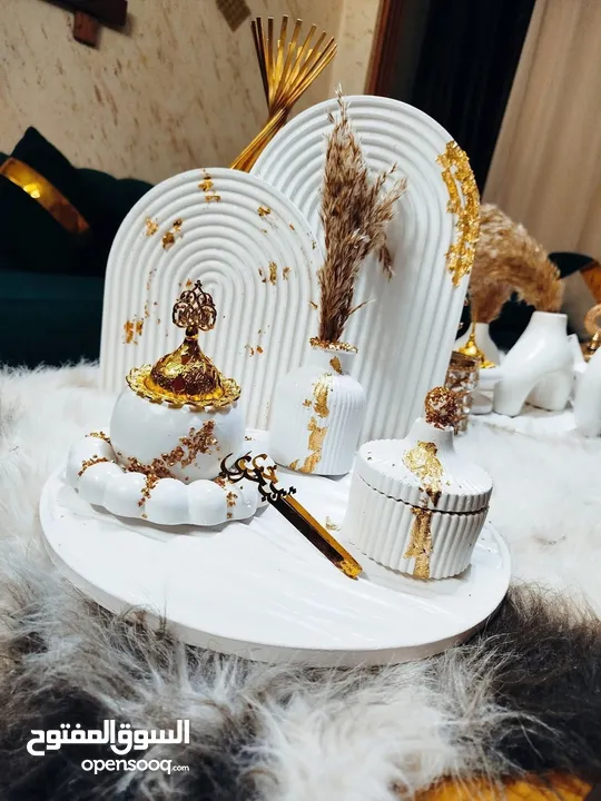 آلعيون اللامعة لتحف والهدايا