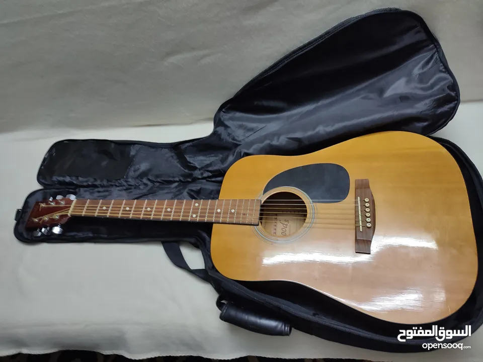 Gitar جيتار للبيع