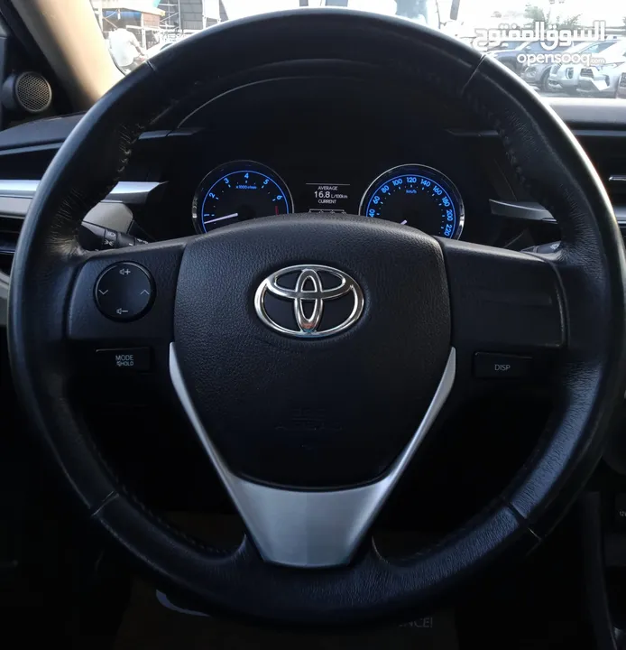 Toyota Corolla SE+ V4 2.0L Model 2014