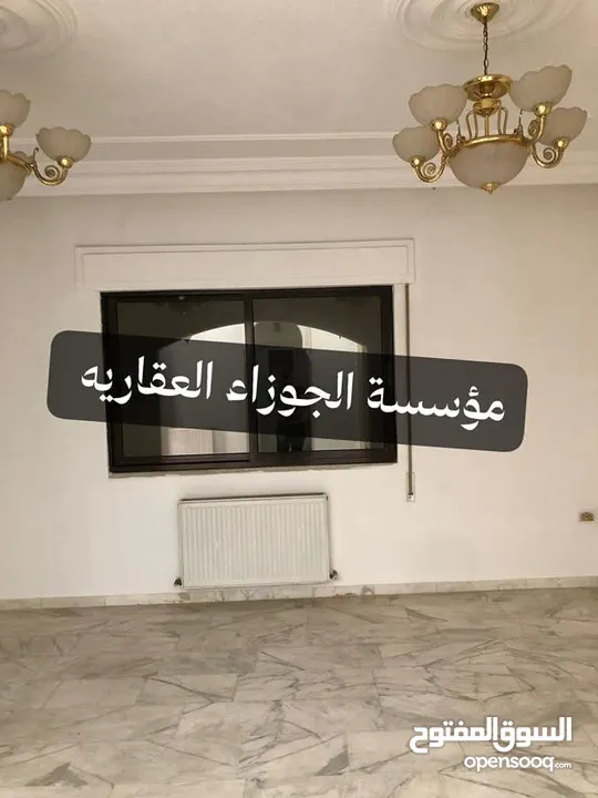 بيت مستقل فارغ للايجار في منطقة الزهور مساحة 250 متر داخلي مع حديقة 300 متر