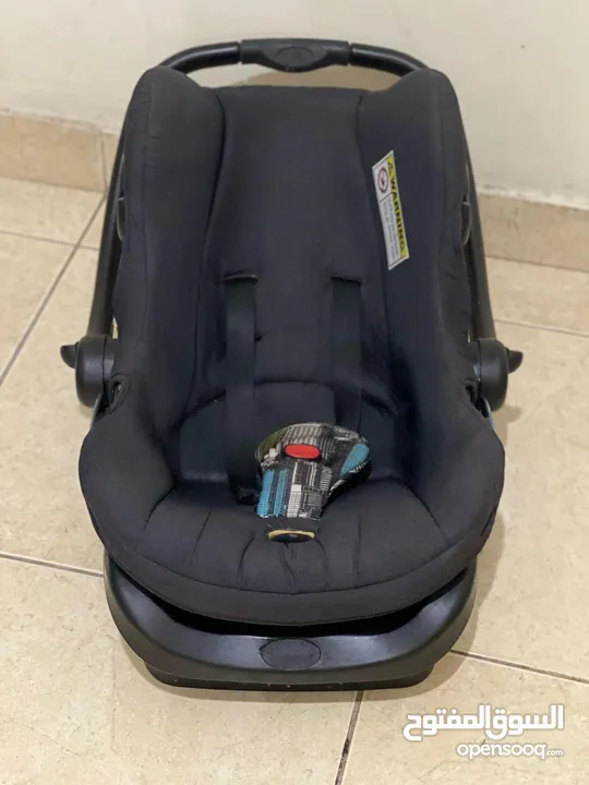 babies electric car with a controller