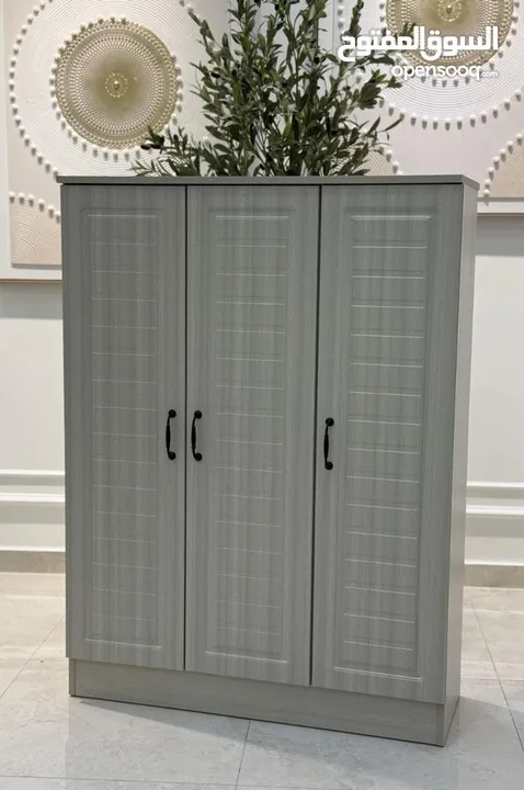 الخزانة الثلاثية الفاخرة – سعة أكبر وشكل أرتب  قطعة بتغيّر مدخل البيت 180 درجة... واسعة، قوية