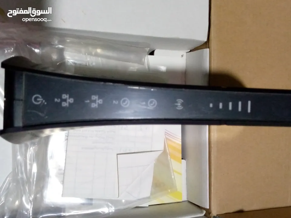 فاكس قديم و تلفونات وراوترات  وانظمة اوديو قابل للبدل باي شيء من اي مجموعه