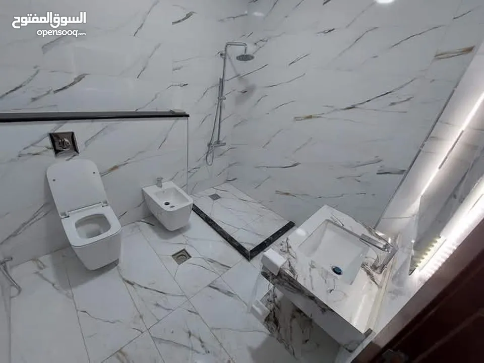ورق جدران والشيبورد باركيه وفاير بليس والقرميد جبسن بورد وبديل الرخام وبديل الخشب وبديل الحجر بانوها