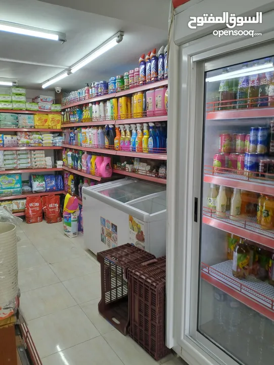 سوبر ماركت مجهز للايجار