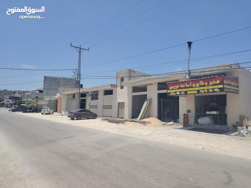 مخازن للايجار جنوب غرب جنين تقع على شارع رئيسي حيوي