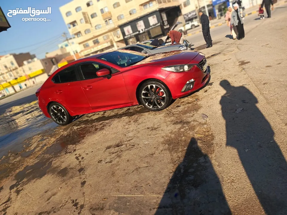 مازدا زوم 3 موديل 2015 فل كامل ما عدا الفتحه