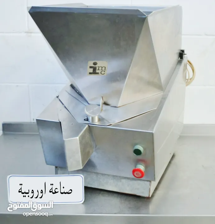 قطاعة بطاطا اوروبية حديثة جديدة استعمال اسبوع فقط بسرعة تقطيع 30 كيلو في الدقيقة الواحدة
