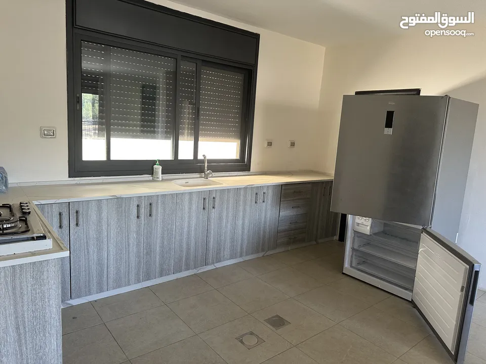 شقة للإيجار في منطقة عين منجد