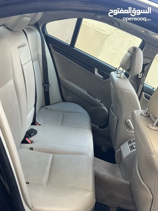 Mercedes C-Class C 200  مرسيدس c200 2012