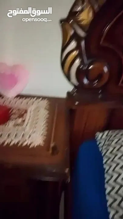 غرفة نوم كاملة خشب زين مع فرشة وبرداية وسجاد