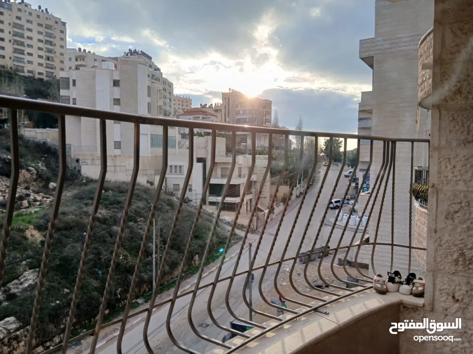 شقة للبيع في منطقة المصايف