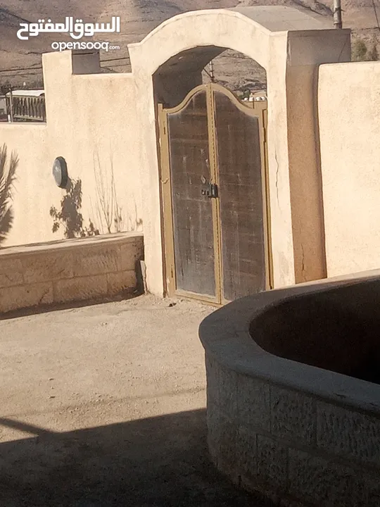 الزرقاء قرى بني هاشم بجانب  بقالة ابوخليفه