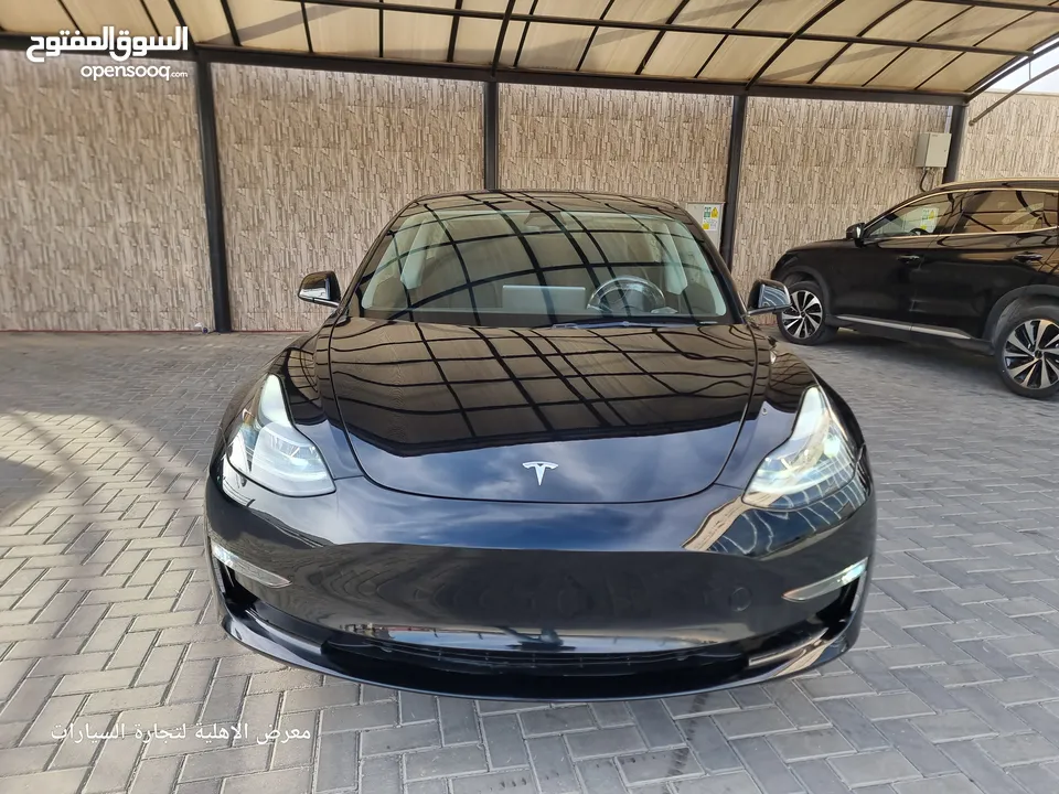 تيسلا موديل 3 بلاك اديشن اصلي 2023  بسعر مغري باسم المستورد