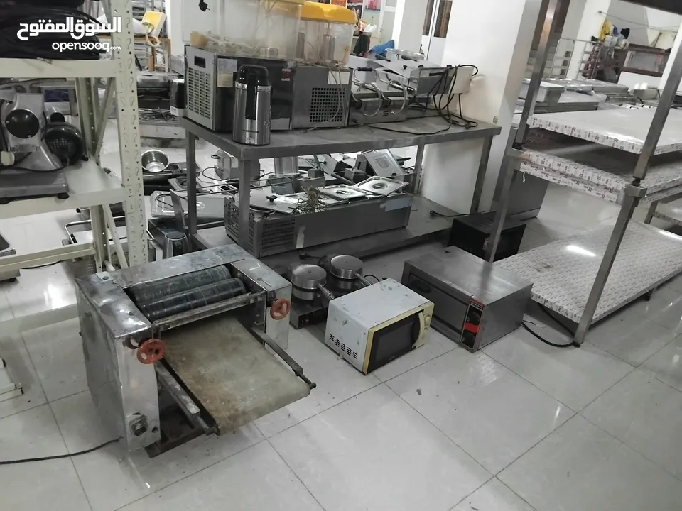 البيع ادوات المطاعم او المقاهي مستعمل او جديدة  we have Rasturant equipment for sale used and new