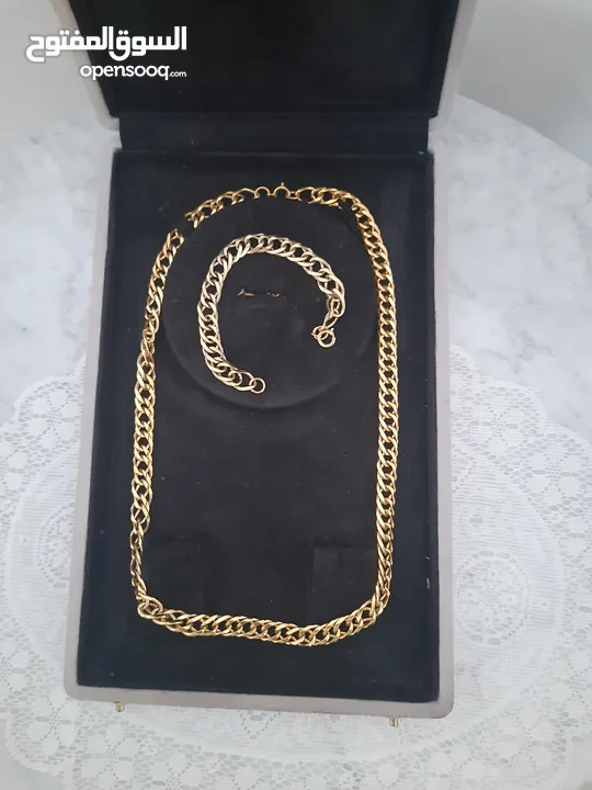 اكسسوارات لكل الأوقات، لجميع المناسبات، ولجميع الاذواق، أنيقة.. بروشات، عقود طويلة وقصيرة،و اقراط