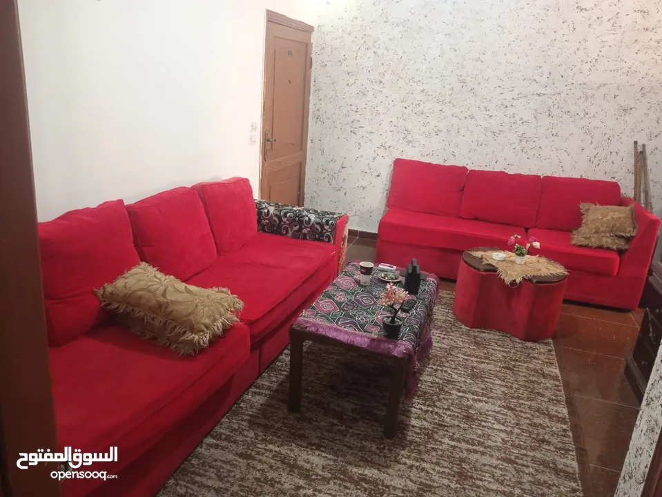 شقق الإيجار اليومي واسبوعي اربد شارع الجامعه خلف فندق سفن ديز سوبر دلكس