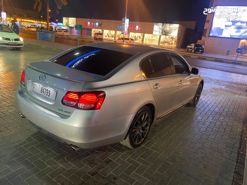 ليكزيس GS430 نظيفه جدا 2006