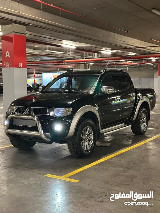 بكم متسوبيشي l200 sportero 2014، فحص كامل، قابل للبدل