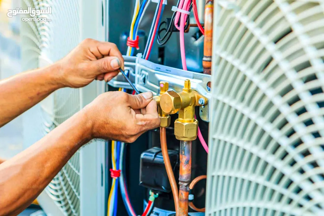 AC Maintenance +AC Services +Air conditioning system + تنظيف المكيف + تصليح المكيف + تنظيف الوحدات ا