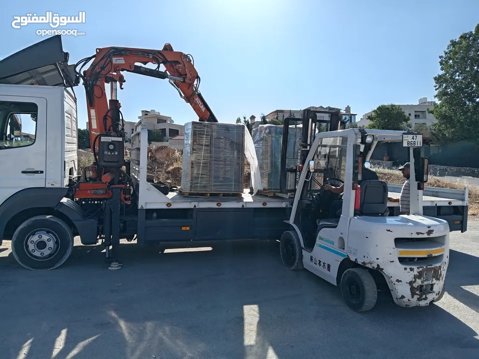 تأجير الرافعات الشوكيه وتنزيل جميع انواع البضائع وتأجير يومي وشهري