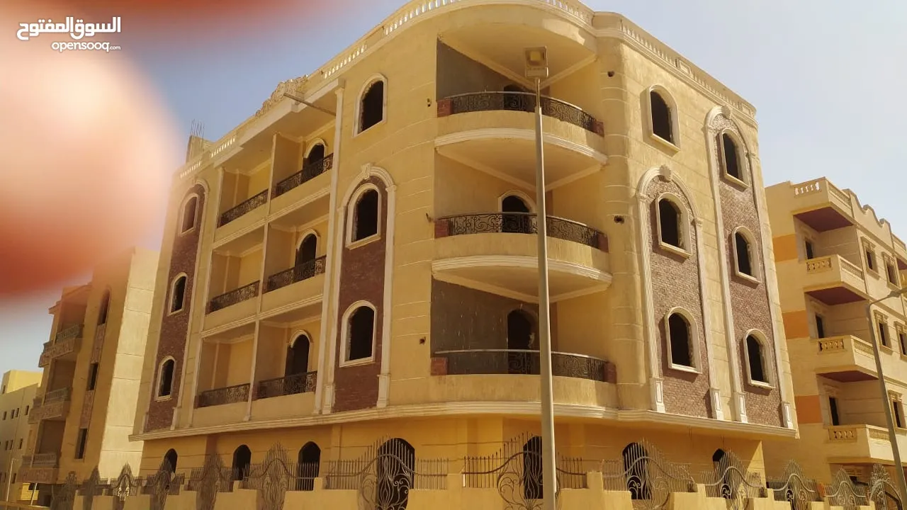 شقة للبيع بالحى المتميز بمدينة بدر