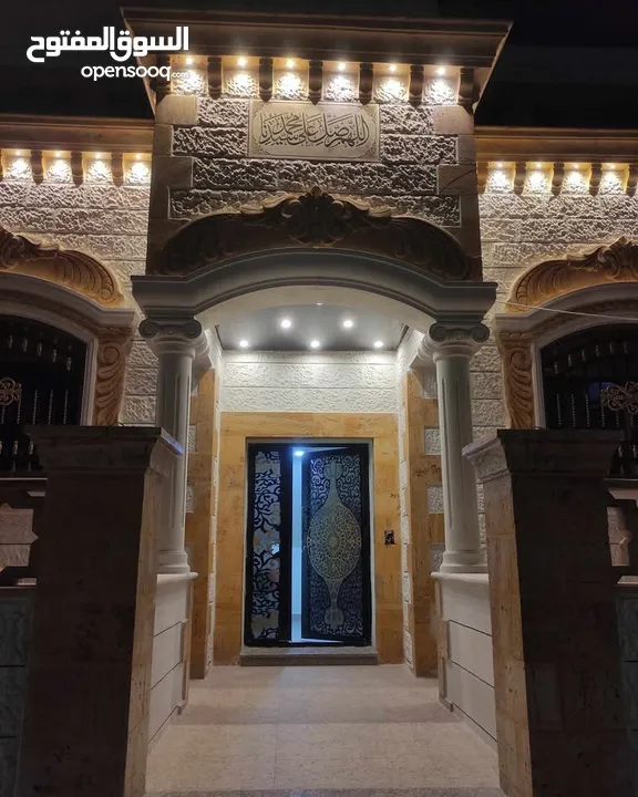 شقة غير مكتملة للبيع مع سطح المنزل كامل وحق الاعتلاء لكامل الطوابق العلوية