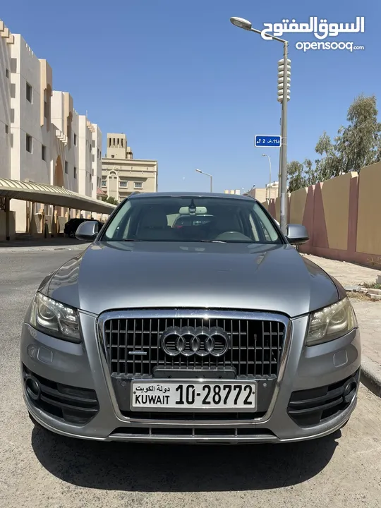 للبيع Audi q5 2011