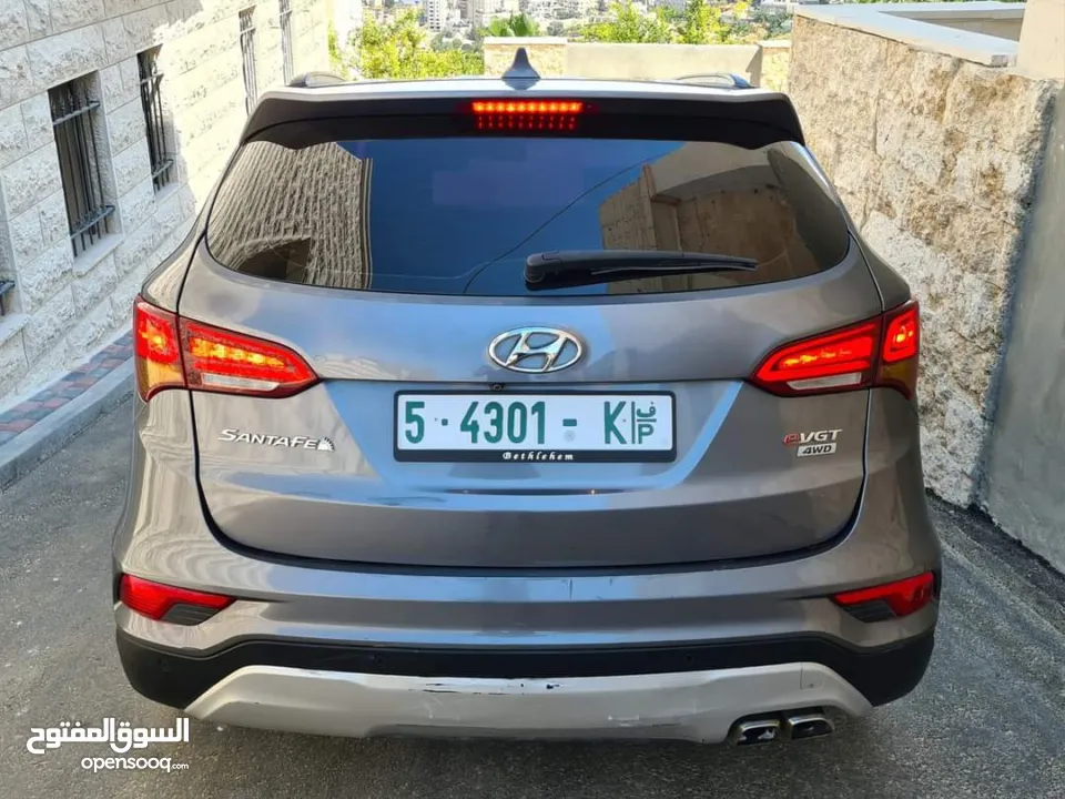 جيب هيونداي  سنتافي 2016  سبع ركاب للبيع