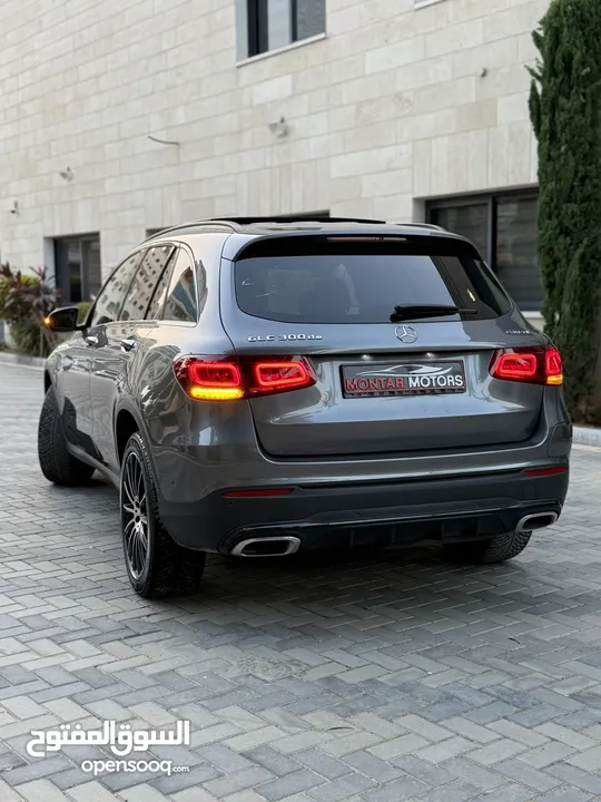 مارسيدس GLC 300DE ترخيص 2022 محرك 2000 هايبرد (ديزل وكهرباء) 321 حصان