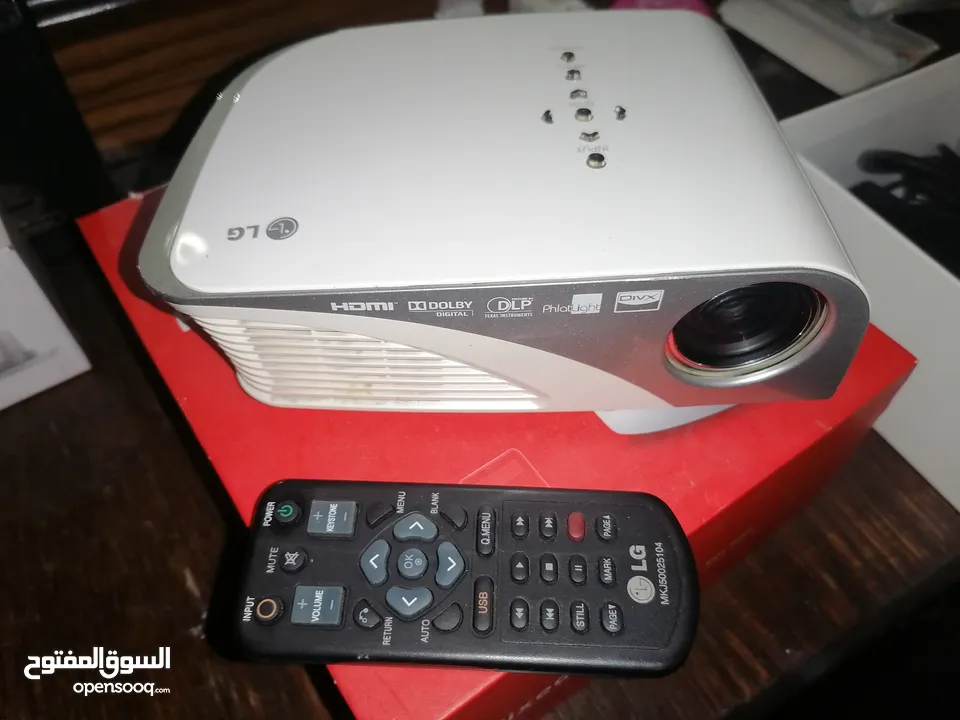 بروجيكتر LG HS201G