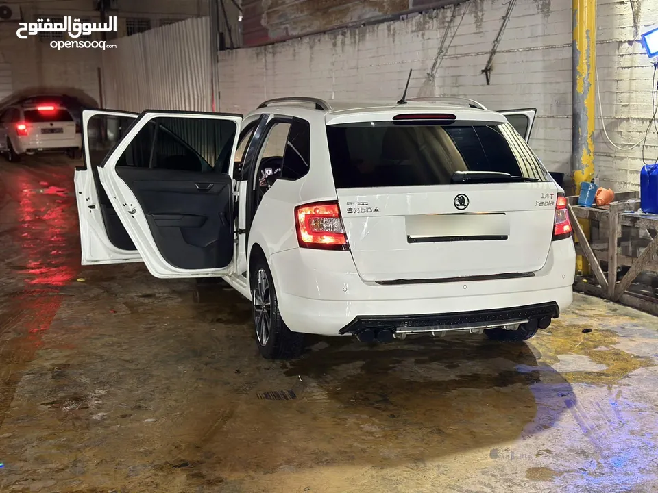 سكودا فابيا special edition شصي طويل بالكرتونة مش داخلة كراج بالصلاة على النبي